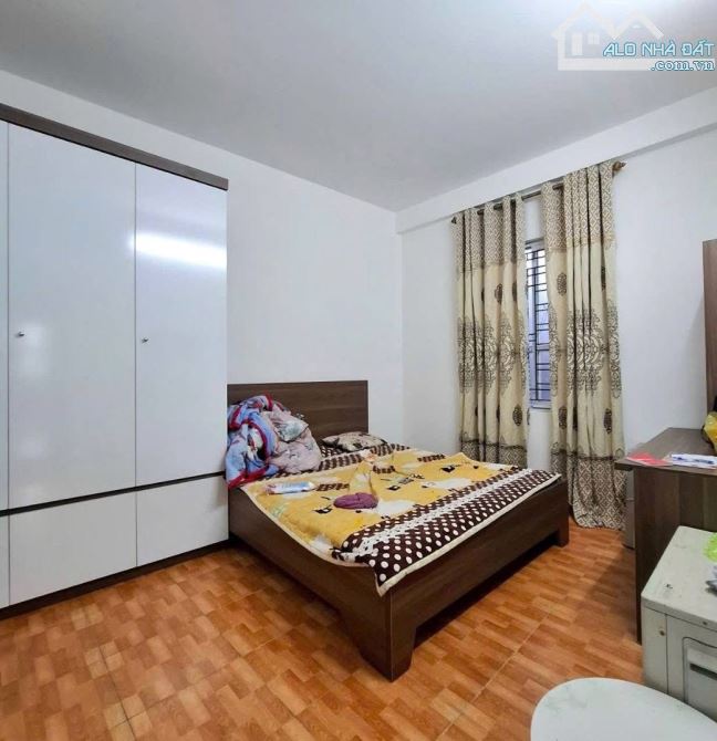 Bán nhà 3 tầng, trần nguyên hãn,sân cổng riêng, DT 45m2 ,💸 2,6 tỷ (dc02) - 6