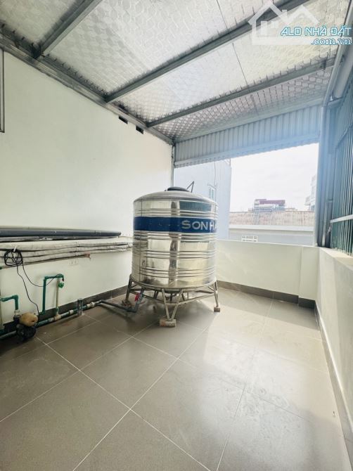 Cầu diễn 42m. 5 tầng. 2 thoáng. Gần chợ. Gần phố. Ngõ thông. 9 tỷ - 7