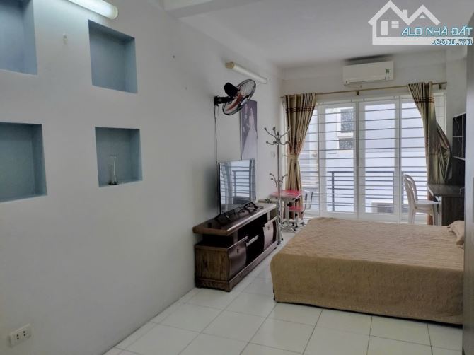 BÁN GẤP NHÀ NGỌC LÂM- LÔ GÓC-70m2-MT 5,6M- 3 Mặt thoáng chỉ 9,7Tỷ Tl - 7