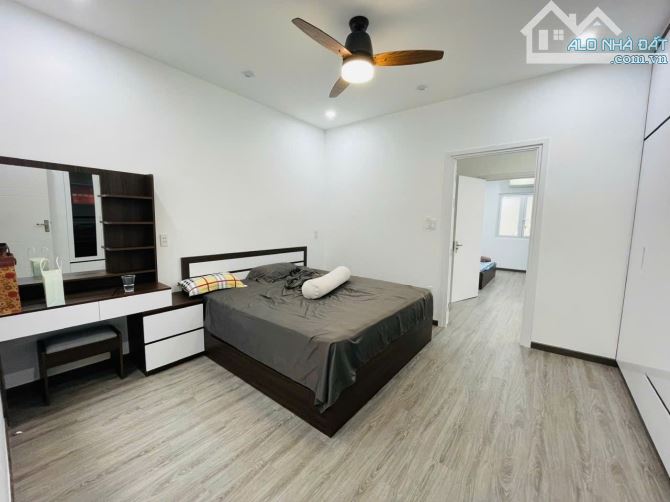CHU VĂN AN - Ô TÔ NGỦ TRONG NHÀ - HẺM Ô TÔ THÔNG - 88M2 - FULL NỘI THẤT - 3PN - 8