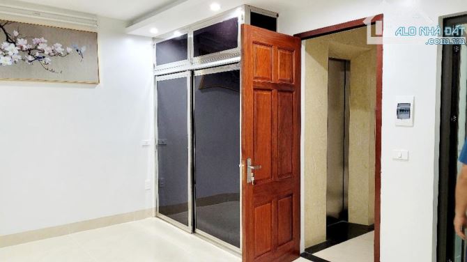 Phú diễn 57m. 7 tầng.11phòng. tháng máy. Full nội thất. 12,5 tỷ. - 8