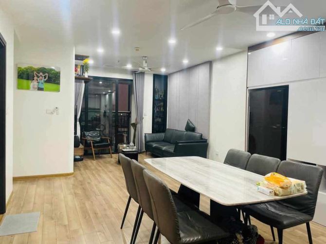 TIMES CITY HAI BÀ TRƯNG - CHUNG CƯ CAO CẤP - FULL NỘI THẤT - SLOT ÔTÔ - VIEW NỘI KHU