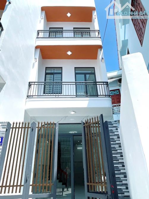 Bán căn nhà mt Phuong Lê Hồng Phong