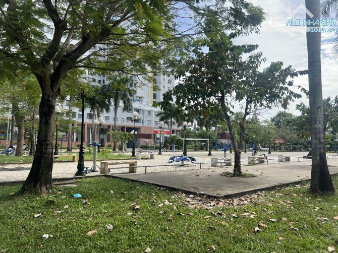 BÁN LÔ ĐẤT 2 GÓC MẶT TIỀN 63M2 NGAY CẦU PHÚ LONG GIÁP QUẬN 12 NGÂN HÀNG HỖ TRỢ VAY