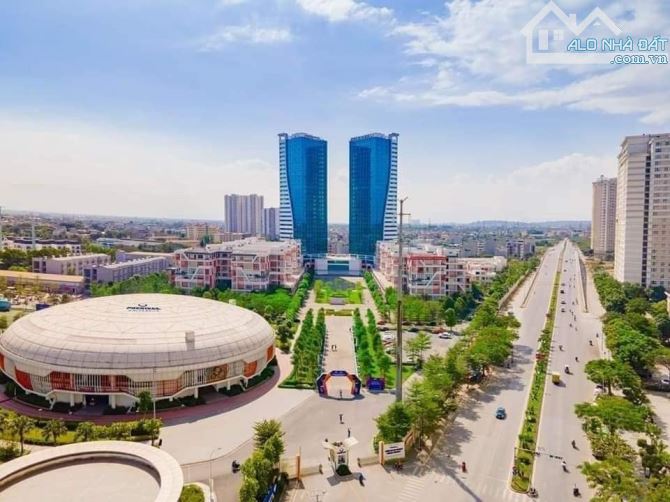 Bán siêu tòa CCMN Yên Nghĩa, Hà Đông 110m2 MT12m, 25PKK, ô tô vỉa hè gần ĐH Phenikaa