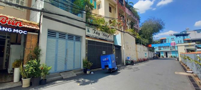 Bán gấp nhà Cấp 4 Ô tô đỗ cửa, 6x30m Trương Đăng Quế P.3 Gò Vấp, Chỉ 70tr/m2 Gần Chung cư