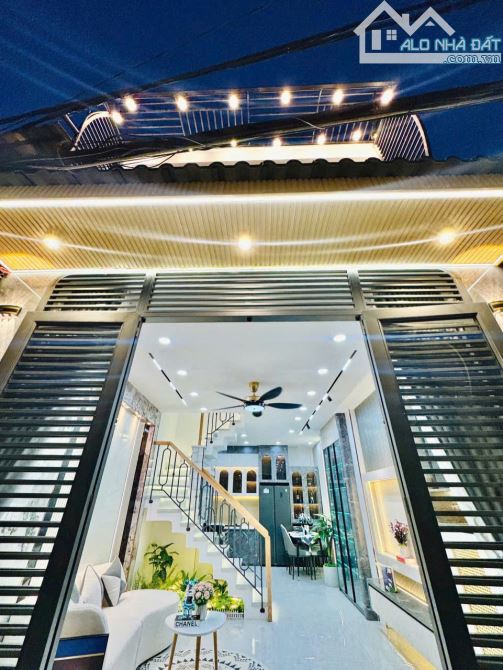 Bán nhà hẻm 3m cách hẻm xe hơi 10m đường Quang Trung, P.11, 4 x 10, 2 tầng, giá 4.5 tỷ tl