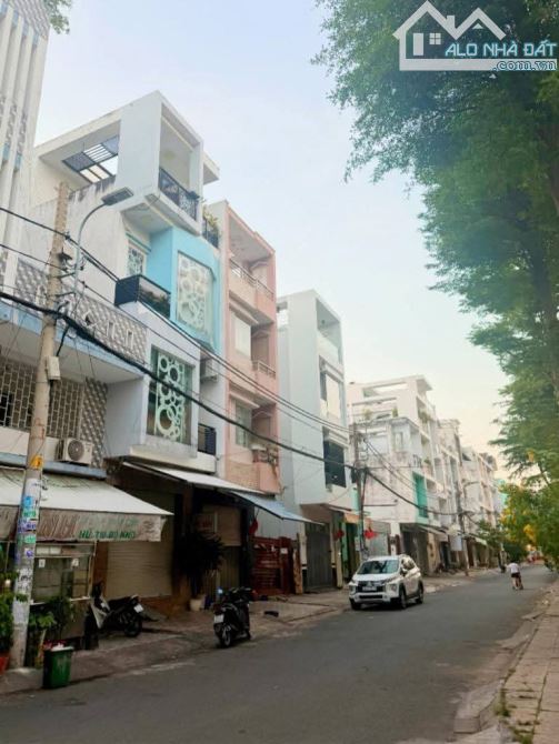 NHÀ MẶT TIỀN KHU TÊN LỬA,KINH DOANH ĐỈNH,ĐƯỜNG 15M,NGAY AEON,GIÁP Q6,4PN