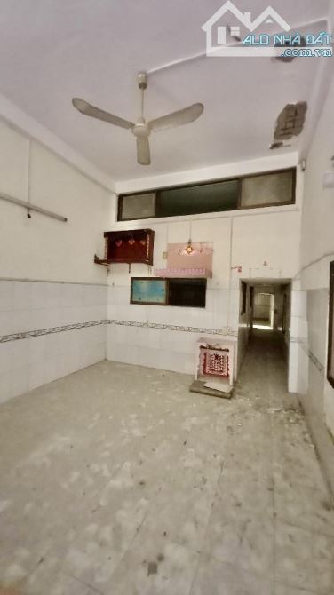 Bán đất tặng nhà ở Hậu Giang Quận 6 - 2 tầng 65m2 -  GẦN CHUNG CƯ HIM LAM