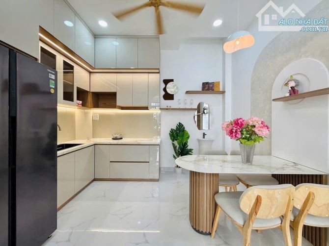 Giá chỉ 4.9 tỷ TL– 69M², Nhà 2 Tầng, 3PN, Hẻm Ô TÔ Nguyễn Oanh, Gò Vấp!