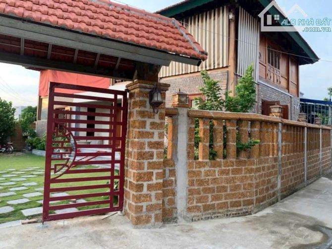 Bán 248m2 đất Lương Khê, Tràng Cát. Giá tương đương 20tr/m2