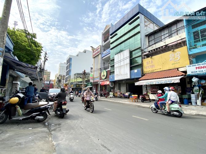 Bán nhà mặt tiền Bảy Hiền - Phạm Phú Thứ, Tân Bình. DT: 5x20m, vị trí sáng đẹp giá 23 tỷ
