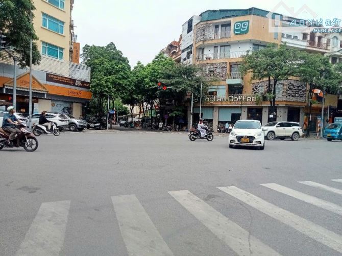 MẶT PHỐ KINH DOANH - VỈA HÈ - VỪA Ở VỪA KINH DOANH CỰC SƯỚNG - PHỐ LƯU QUANG VŨ - 26.5 TỶ.