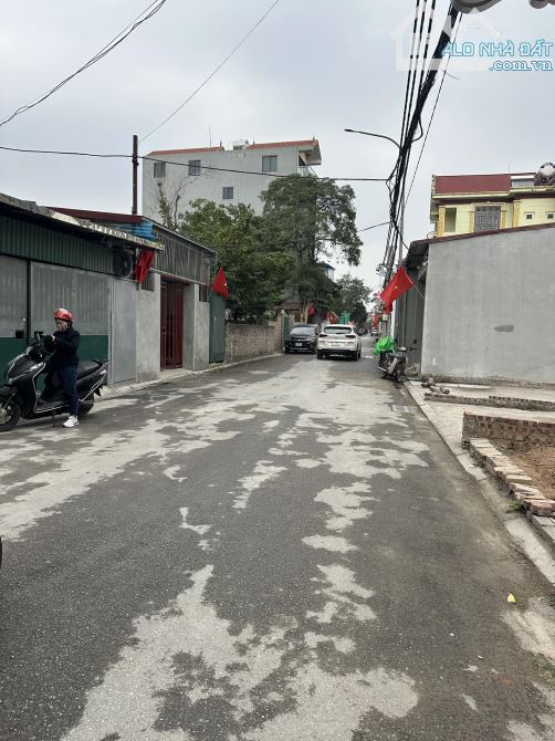 Bán đất Du Nội Mai Lâm Đông Anh, 52m2, 4 tỉ ngõ ô tô thông, hàng xóm Vinhomes Cổ Loa