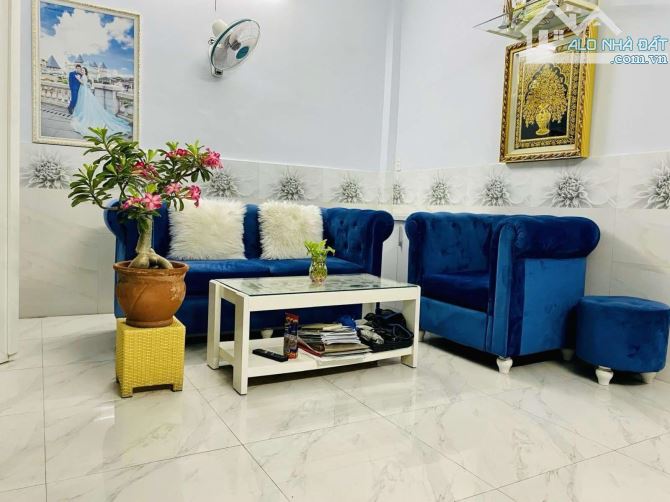 BÁN NHÀ 2 TẦNG ĐƯỜNG TÔ KÝ SÁT PHẦN MỀM QUANG TRUNG PHƯỜNG TÂN CHÁNH HIỆP QUẬN 12