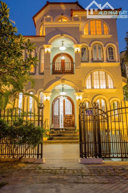 Bán căn biệt thự view sát biển khu đô thị An Viên rất đẹp và kiên cố của anh kiến trúc sư