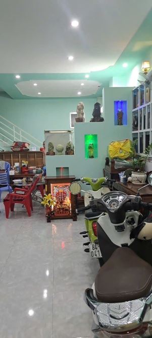 Nhà Trệt Lầu Hẻm Ôtô Trục Thẳng Đường Đồng Khởi P9