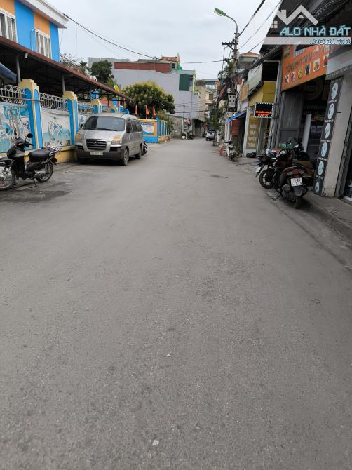Giảm ngay 500triệu nhà Kim quan - Long Biên ngõ ô tô đỗ cổng dt 60m