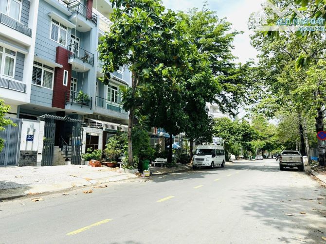 Bán dất mặt tiền Dương Văn An Phường An Phú Q2