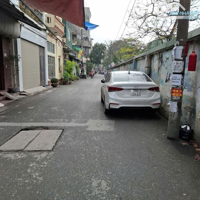 Bán gấp mảnh đất Cổ Nhuế, Bắc Từ Liêm, 60m, MT 4m, sổ vuông, chỉ 10.9 tỷ.