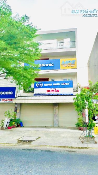 bán nhà mặt tiền Nguyễn Hoàng phường An Phú Q2