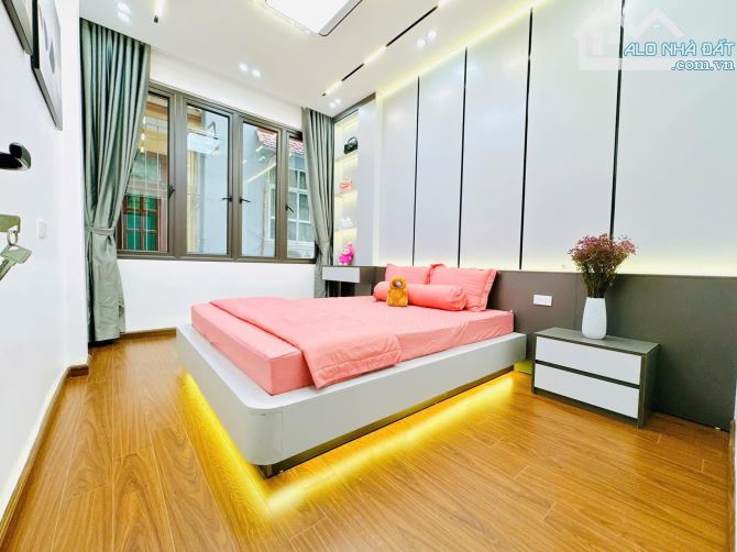 Bán nhà Phú Mỹ Lô góc ngõ rộng thênh thang 30 m ra phố .36 m2 giá 7.. Tỷ - 10