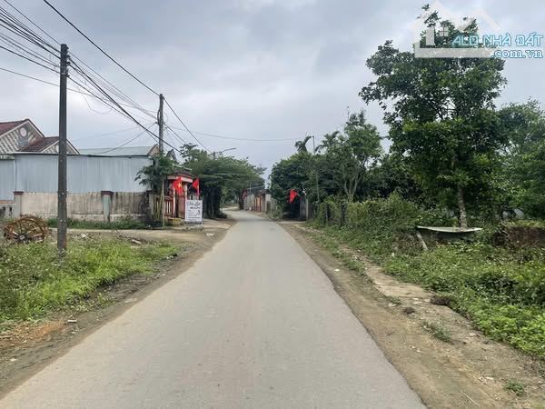Đất trồng cây lâu năm hòa ninh, 1850m2 view suối đường nhựa gần nhà dân ở
