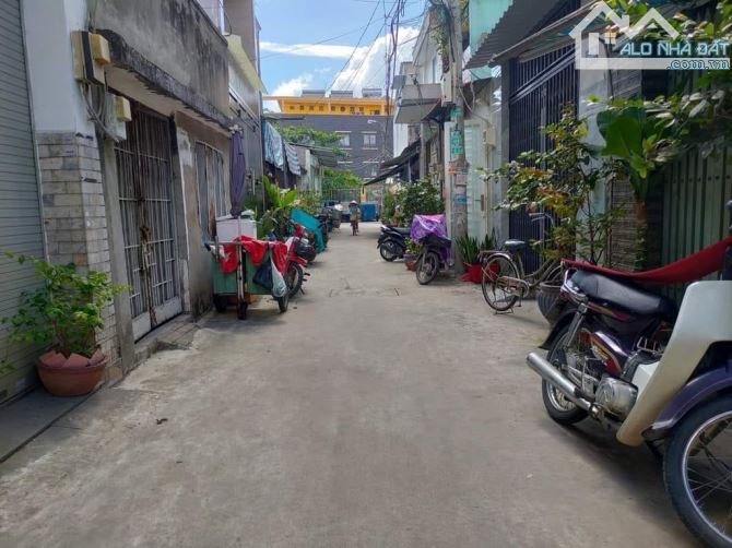Nhà 2 tầng HxH đường số 7 khu TÊN LỬA 72m2 giá 5,5 tỷ - 1