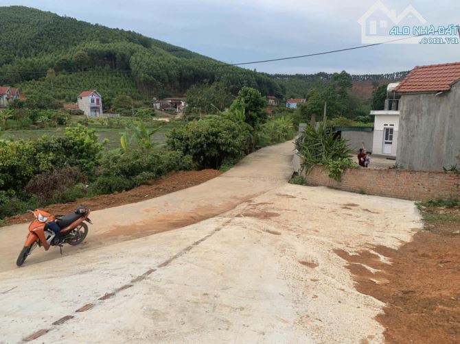 Bán đất vườn tại Vô Tranh Lục Nam Bắc Giang DT 1,381m2 có 400m thổ cư giá chỉ 1,3tỷ - 1