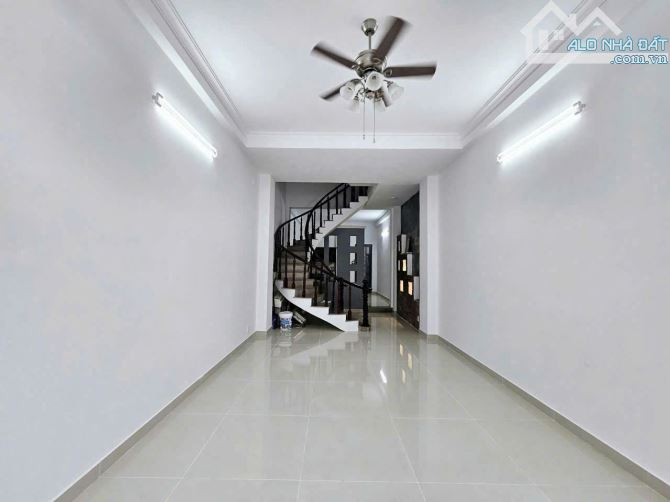 Nhà trệt, 2 lầu, ST 4x23m, hẻm 4m đường TTN01, giá 6.5 tỷ - 1