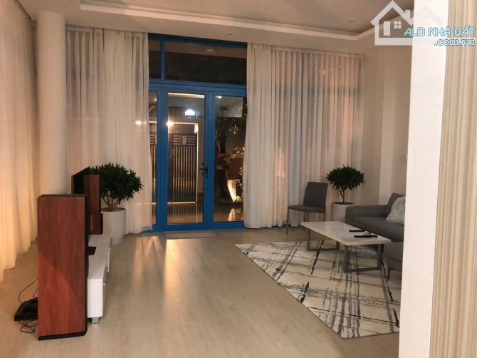 Bán Villa Lô Góc đường Chế Lan Viên. Dòng Tiền 80Tr/Tháng. - 1