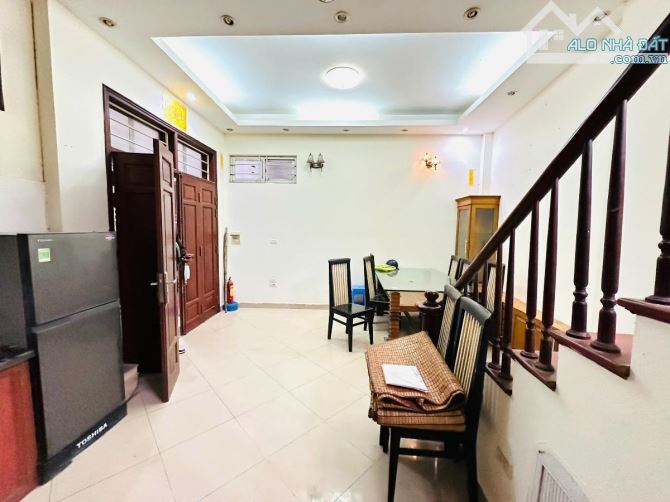 Bán nhà riêng Đại Từ. Lô góc 2 thoáng , giá rẻ, 33 m2 5 tầng. Giá 5.6 tỷ - 1