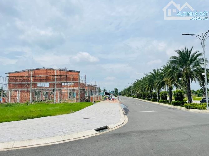 Cần bán lô đất đẹp 100m² (5x20m) sổ sẵn giá 1.2ty quy hoạch khu đô thị Sân Bay Long Thành - 1