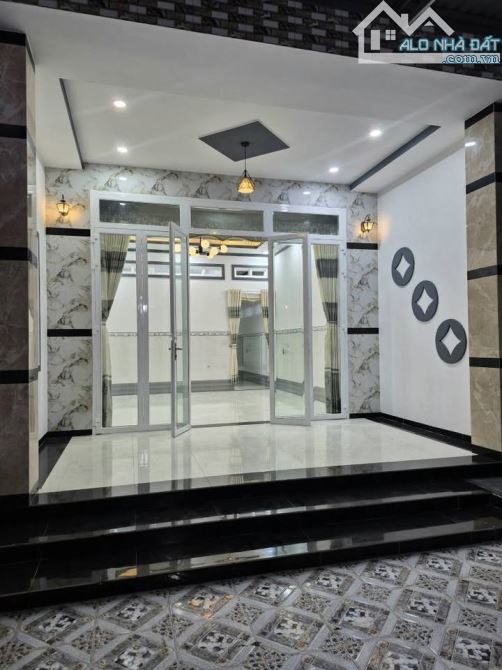 Gấp lắm rồi ! Chủ mắc nợ cần bán căn nhà 134,5m2 SHR ở Đ. Võ Văn Điều , Củ Chi  giá 648tr - 1
