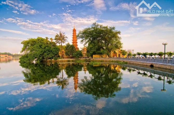 TOÀ APARTMENT MẶT PHỐ YÊN HOA - VIEW BAO TRỌN HỒ TÂY - DOANH THU KHỦNG 600 TRIỆU/ THÁNG - 1