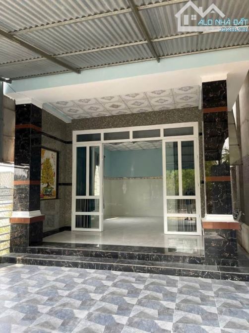 Nhà em cần bán gấp căn nhà cấp 4 ( 92m2 SHR ) ở đường Bùi Thị Lùng Hóc Môn giá 966tr - 1