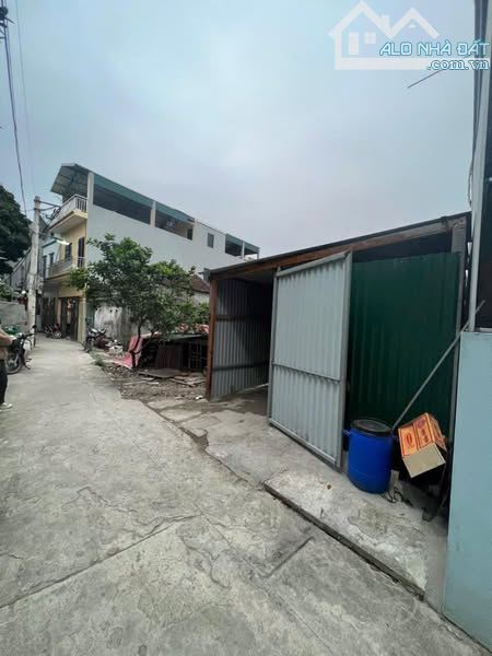 Cần tiền gấp chủ gửi bán nhanh lô đất tại xã Duyên Hà - Thanh Trì - Hà Nội - 1