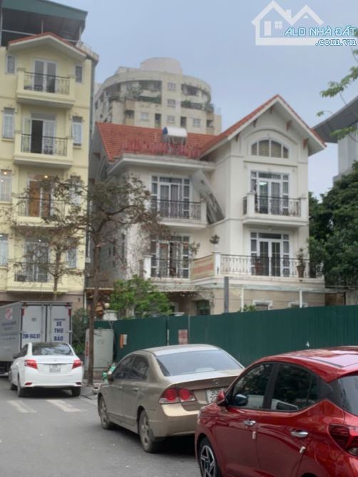 Bán Biệt Thự Víp Duy Nhất tại Nguyễn Huy Tưởng - Thanh Xuân , dt 260m2 x 3,5 tầng - 1
