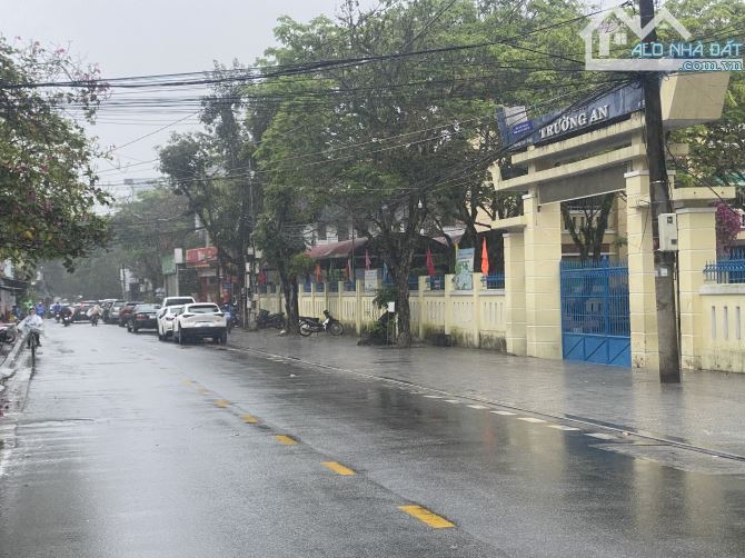 Bán nhà mặt tiền kinh doanh siêu víp đường Phan Bội châu TP Huế - 1