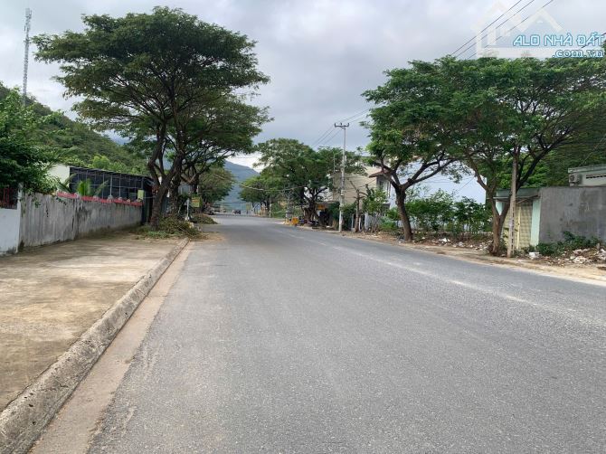 Bán 2 lô đất mặt tiền đường phong châu rộng 22,5 m tại khu tái định cư đất lành - 1