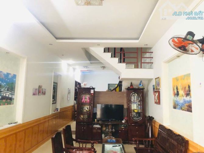 Nhà lầu khu TĐC Đồi 2 - Phường 10 chỉ 4.9 ty - 1