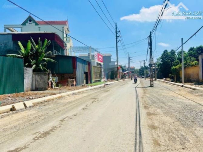 Bán gấp lô góc mặt đường Đồng Trúc 82 sát trường mầm non - 1
