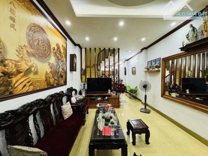 SIÊU PHẨM HIẾM LÊ TRỌNG TẤN-HOÀNG MAI,Ô TÔ ĐỖ CỬA VÀO NHÀ,FULL NT Ở NGAY,60MX2T,GIÁ 3,15TỶ - 1