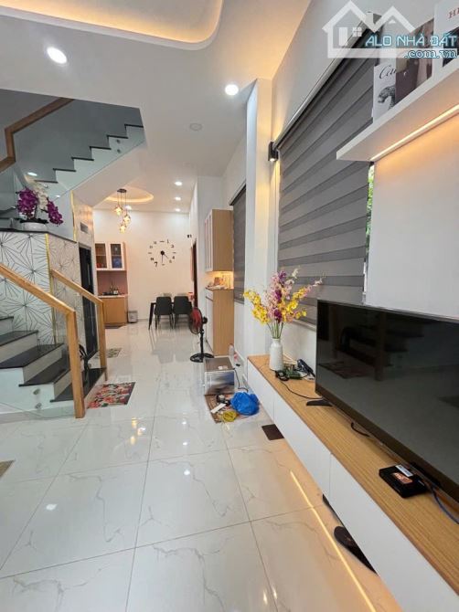 🏡 PHÚ NHUẬN - Phường 11 NHÀ ĐẸP Ở NGAY- KHUVIP HUỲNH VĂN BÁNH.   - Diện tích 45M - 1