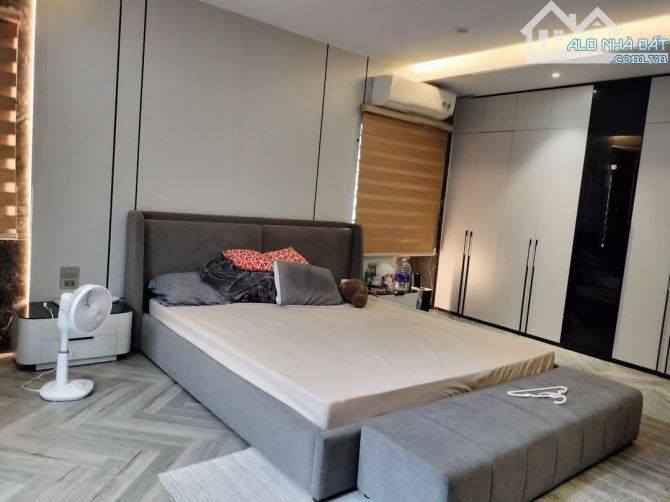 Bán Nhà Vị Trí Đẹp TT Phường Ngọc Thụy, LB DT: 51m2, 5 Tầng Thang Máy MT: 5m  GIÁ: 14.2 tỷ - 1