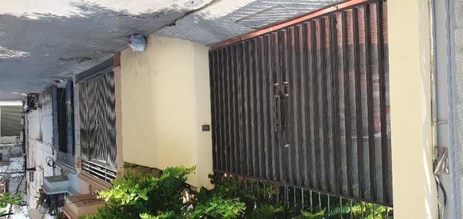Bán nhà cấp 4 Lạc Long Quân 140m2 MT 5.6m, ngõ Ô tô tránh vào nhà chỉ 19,x tỷ - 1