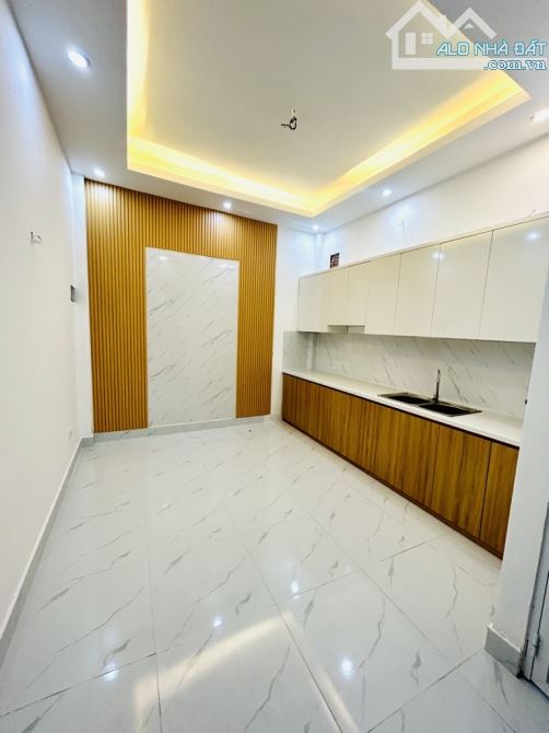 BÁN NHÀ NGÕ NGÁCH RỘNG PHỐ ĐÀO TẤN, DT 29m2, XÂY 4 TẦNG , GIÁ CHÀO 7 TỶ. - 1