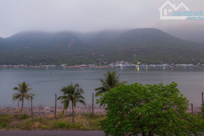 Bán căn biệt thự view sát biển khu đô thị An Viên rất đẹp và kiên cố của anh kiến trúc sư - 1