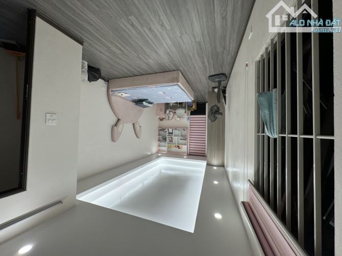 [Giảm 1 tỷ] Bán gấp nhà Kim Giang 6 tầng, thang máy, DT 72m2, MT: 6.8m, giá 16 tỷ. Ô tô đỗ - 2