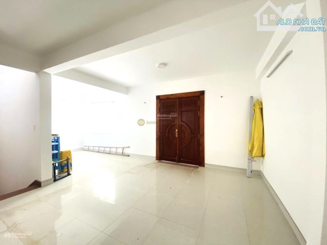 bán nhà mặt tiền Nguyễn Hoàng phường An Phú Q2 - 1